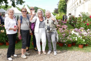 SORTIE AVEC LE FOYER DE L'AMITIÉ - LA FÊTE DE LA ROSE DE CHAALIS